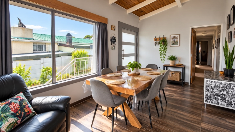 3 Bedroom Property for Sale in Avondale Western Cape